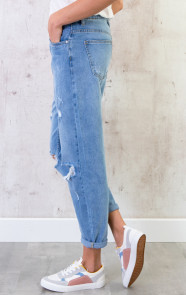 baggy-broeken-met-scheuren