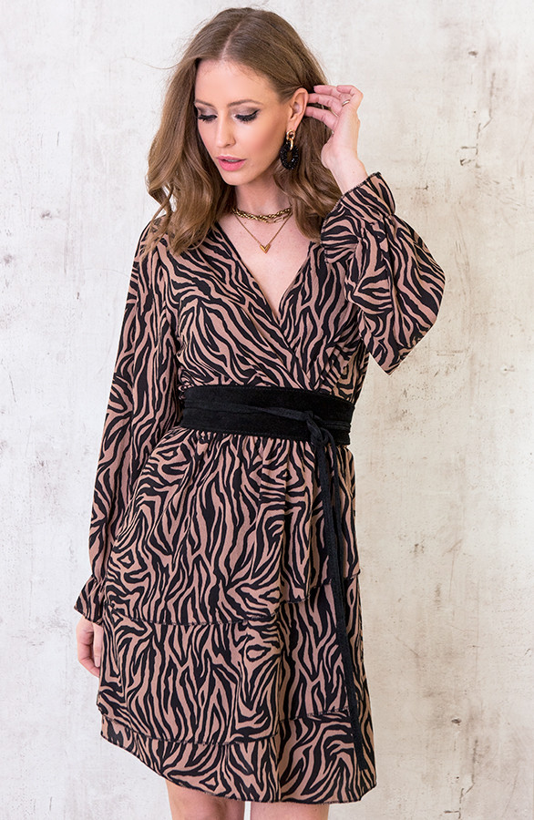 Jurk-Met-Zebraprint-Zwart-Camel-4