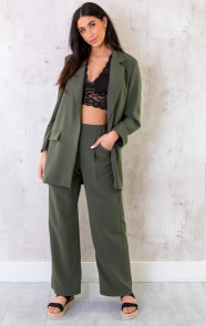 Ultra-Oversized-Damespak-Army-2