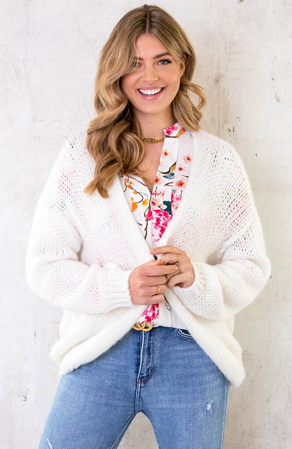 Oversized-Knitted-Vest-Ecru-1