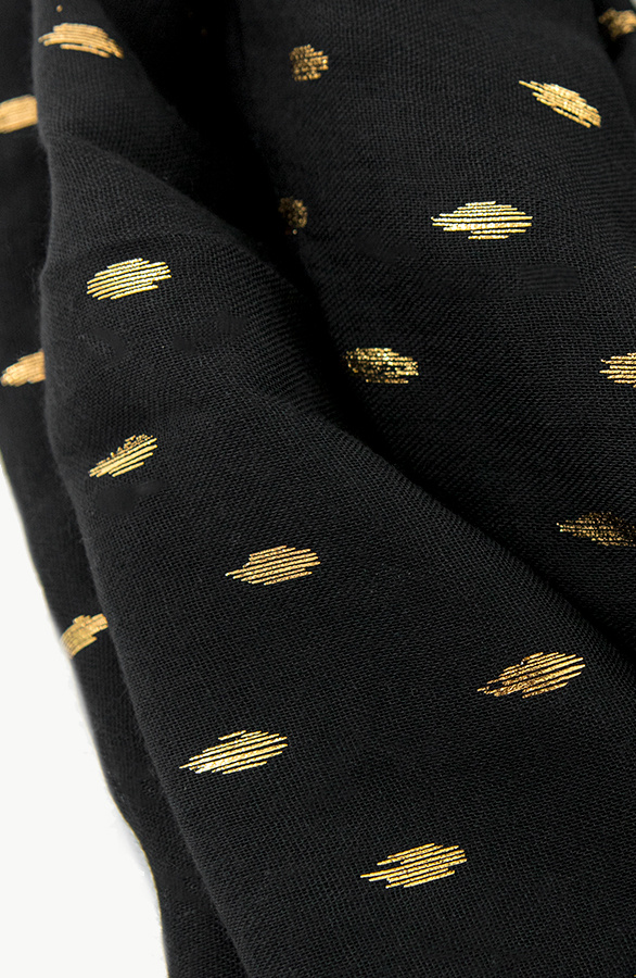 Sjaal-Met-Gouden-Leaves-Zwart