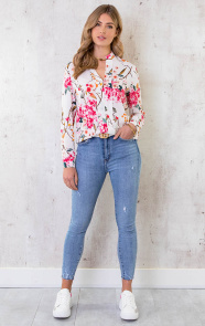 Skinny-Jeans-High-Waist-Damaged-Light-Blue-1