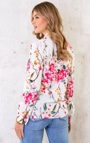 V-hals-Bloemen-Blouse-Ecru-2