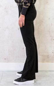 Flared-Broek-Zwart-1-1