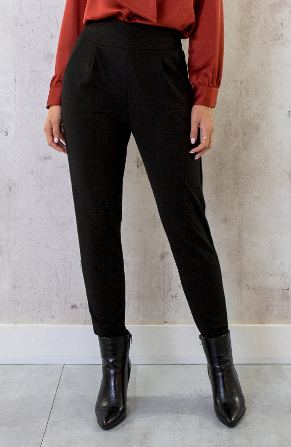 High-Waist-Pantalon-Zwart-3