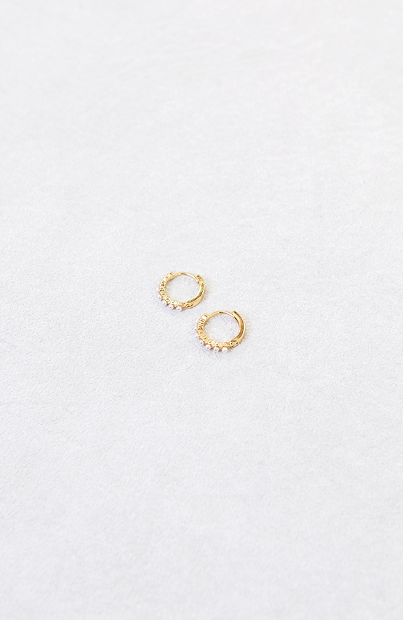 Parel-Minimal-Oorbellen-Goud-1