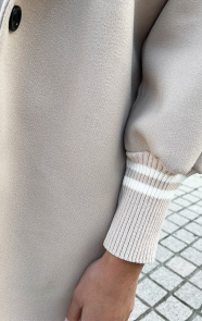 Oversized-Stripe-Coat-Beige-close