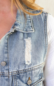 Denim-Gilet-Damaged-1