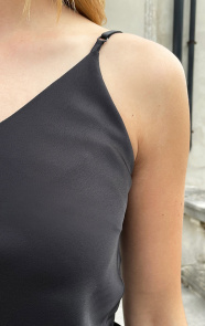 Silk-Touch-Spaghetti-Top-Zwart-2.0