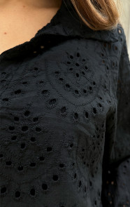Embroidery-Oversized-Blouse-Zwart