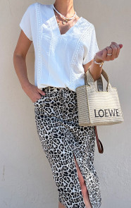 Romantic-V-hals-Top-Ecru-5