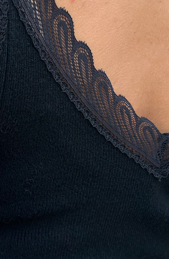 Kanten-Detailed-Top-Zwart-60