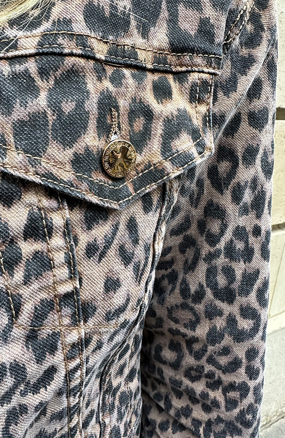 Leopard-Denim-Jacket-Bruin-106