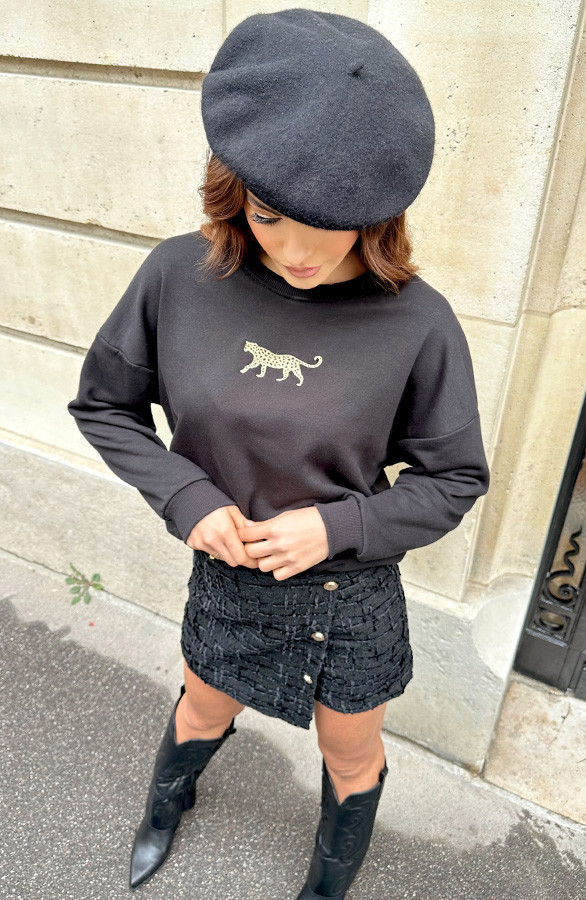 Leopard-Embroidery-Sweater-Zwart-2