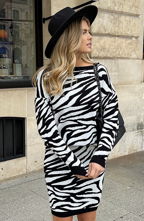 Soft-Zebra-Sweater-1