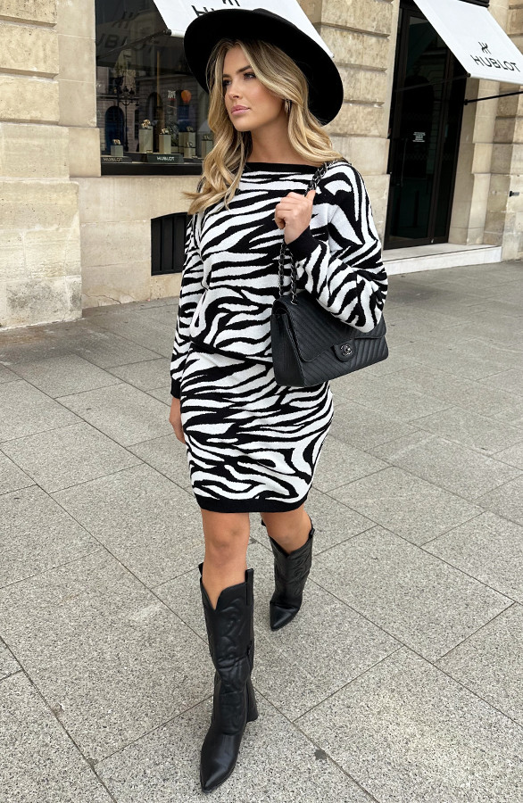 Soft-Zebra-Sweater-5
