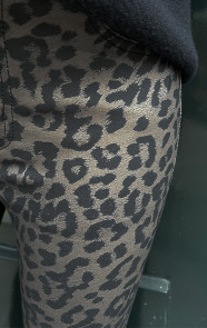 Leopard-Coating-Jeans-45-1