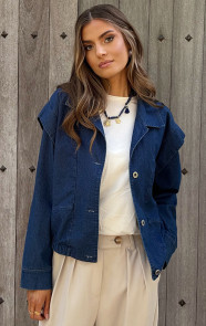 Denim-Detail-Shoulder-Jacket-13