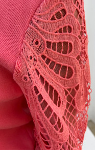 Lace-Sleeve-Soft-Trui-Koraal-11