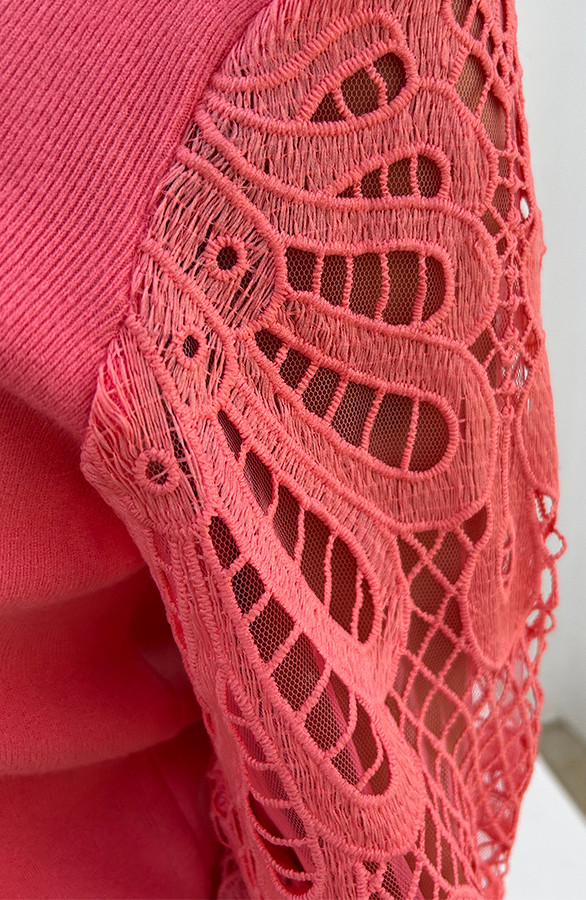Lace-Sleeve-Soft-Trui-Koraal-11