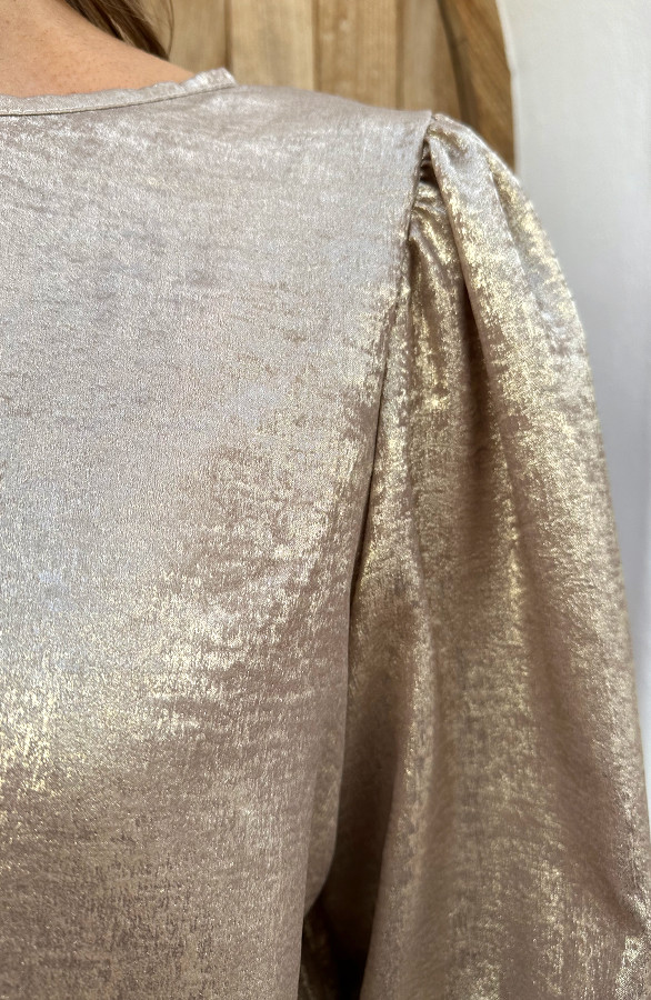 Pofmouw-Top-Metallic-Gold-00