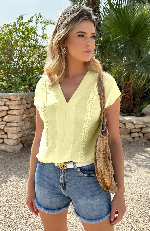 Romantic-V-Hals-Top-Butter-Yellow-1-11-3