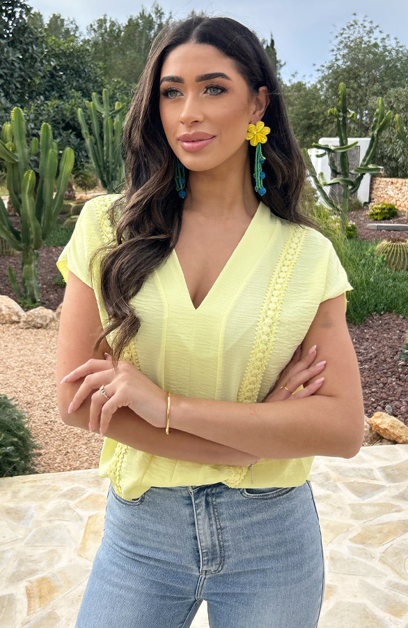 Romantic-V-Hals-Top-Butter-Yellow-1