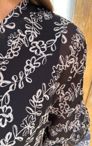 Ruffle-Laagjes-Jurk-Lulu-Print-Zwart43-1