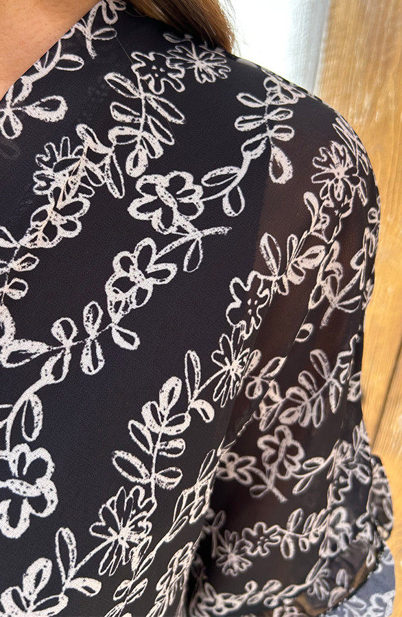 Ruffle-Laagjes-Jurk-Lulu-Print-Zwart43-1