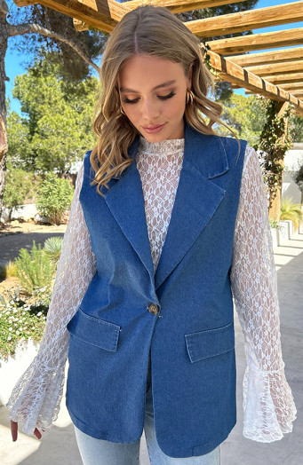 Jeansweste mit Ziertaschen
