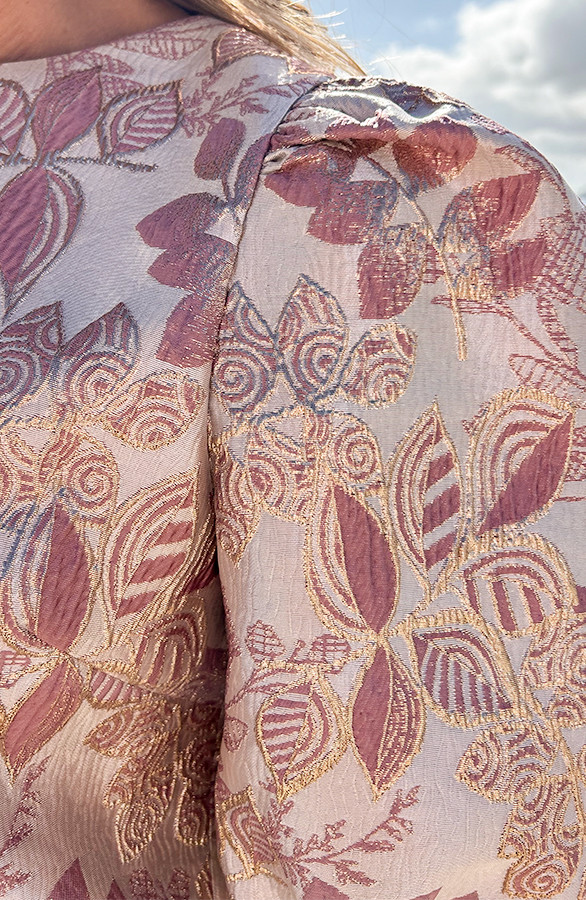 Jacquard-Roses-Pofmouw-Top-Dust-Roze-33