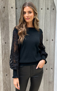 Lace-Sleeve-Soft-Trui-Zwart-1