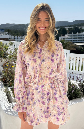 Romantische Bluse mit Stickerei und Blumenmuster in Lila