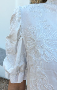 Ruffle-Top-Detailed-Flower-5-3