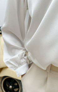 Silk-V-hals-Blouse-Rome-Offwhite-33
