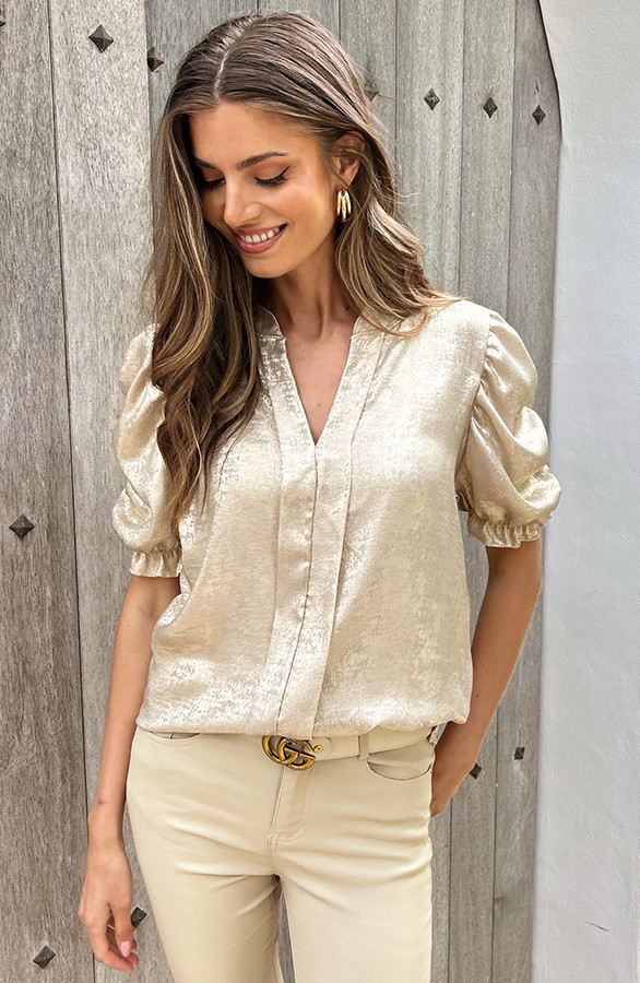 V-hals-Top-Met-Pofmouw-Metallic-Gold-4