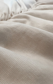 Gedrapeerde-T-Shirt-Jurk-Beige-3