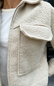 Boucle-Jacket-Met-Rits-Beige-2