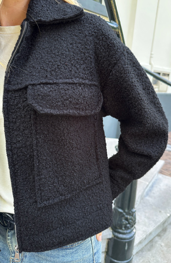 Boucle-Jacket-Met-Rits-Zwart-12-2