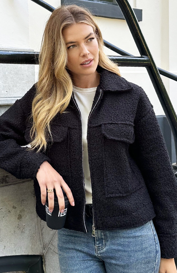 Boucle-Jacket-Met-Rits-Zwart-12-4