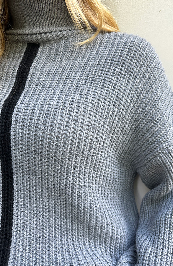 Detailed-Coltrui-Wijde-Mouwen-Grijs-Zwart-1