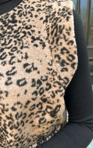 Leopard-Gilet-Met-Schouderdetail-Brown-2