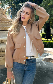 Soft-Bomberjacket-Camel-2