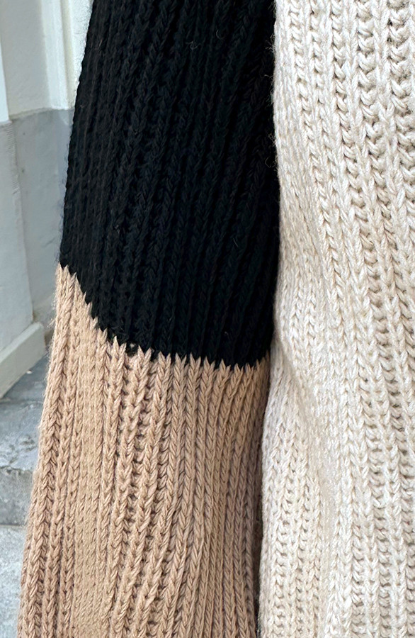 Soft-Oversized-Trui-Color-Block-8