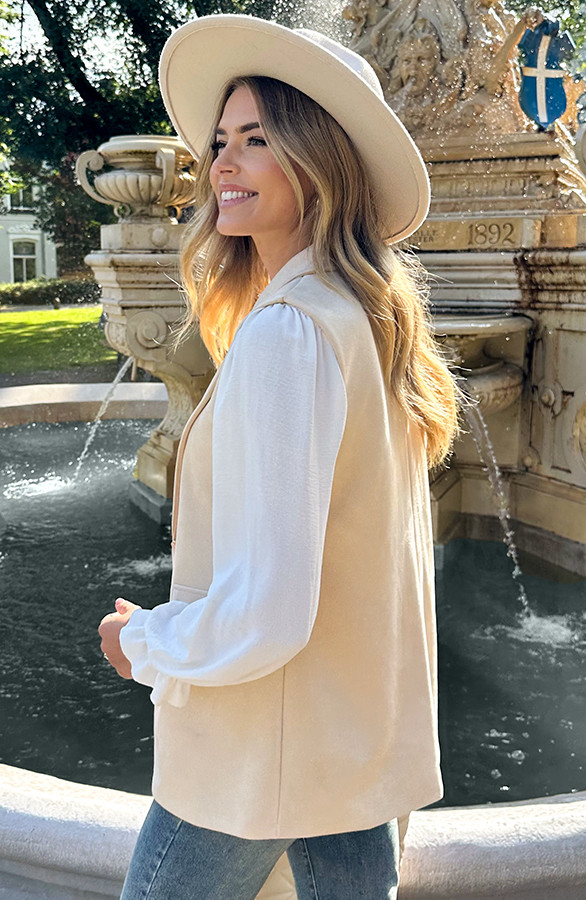 Suede-Elegant-Blazer-Gilet-Beige-114