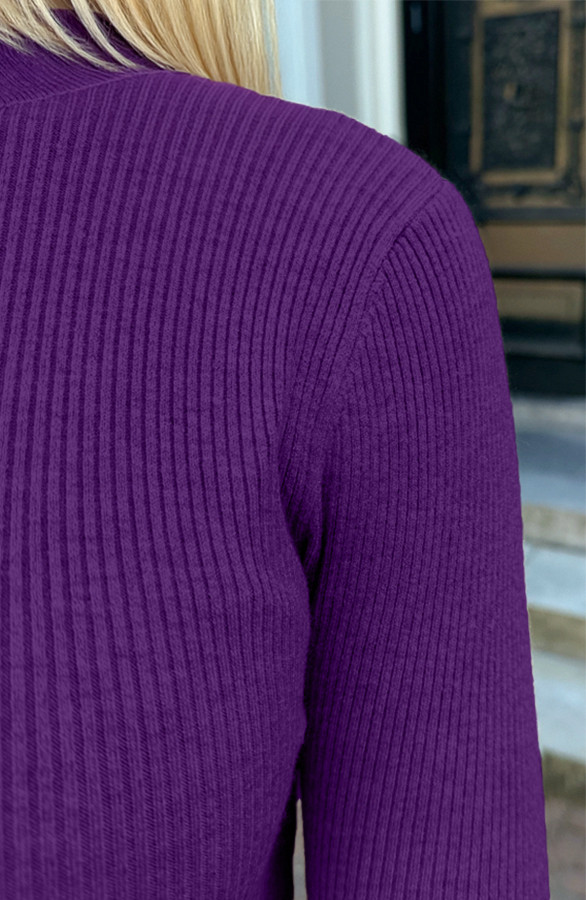 Ultra-Soft-Jurk-Met-Col-Dark-Purple-close