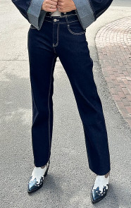 Wide-Leg-Jeans-Dark-Blue-Stretch-Witte-Detail-FMH-close