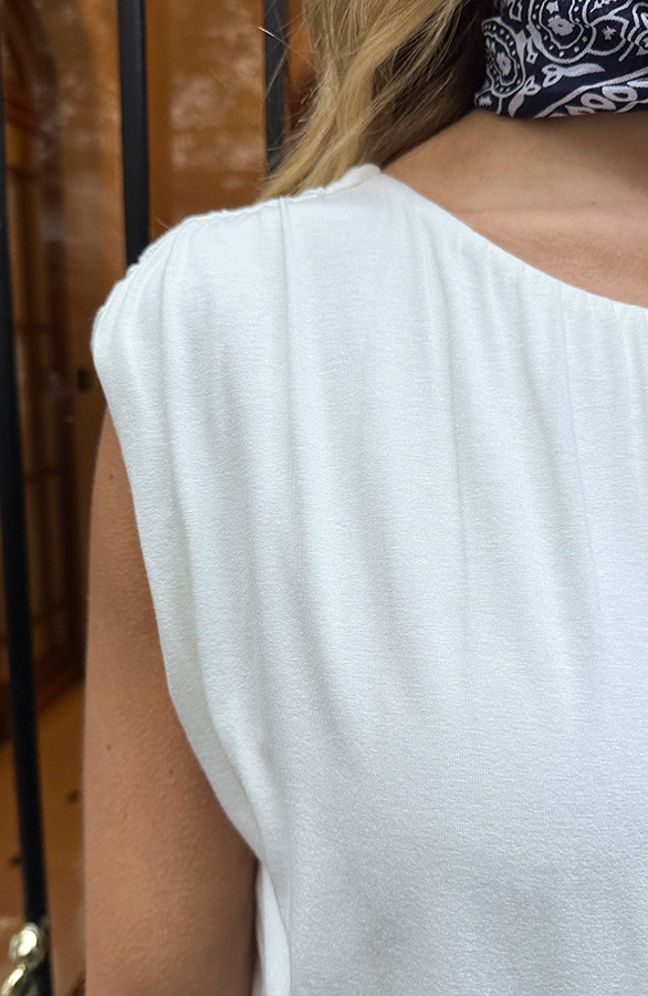Cropped-Top-Met-Plooien-Ecru-2