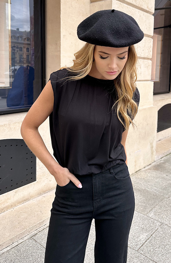 Cropped-Top-Met-Plooien-Zwart-2