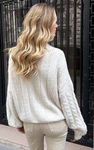 Knitted-Kabel-Vest-Beige-6